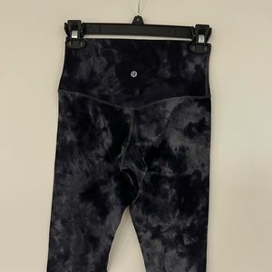 LULULEMON LIMITED EDITION LEGGINGS